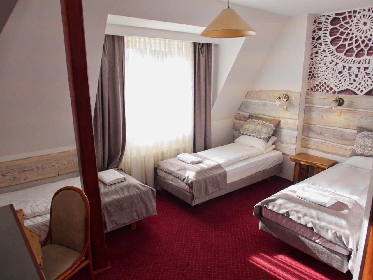 Dwor Wapowce Hotel Eksteriør billede